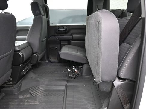 Used 2023 Chevrolet Silverado 2500 LT AWD/4WD image 17