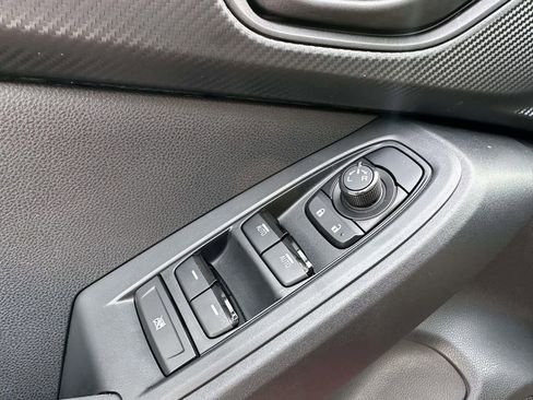 Certified 2025 Subaru Crosstrek 2.0i Premium image 32