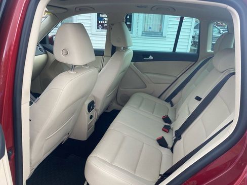 Used 2013 Volkswagen Tiguan SE AWD/4WD image 18