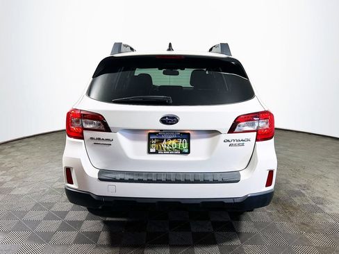 Used 2016 Subaru Outback 2.5i Limited AWD/4WD image 6