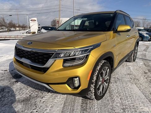 Used 2021 Kia Seltos SX w/ SX Sunroof Package image 3