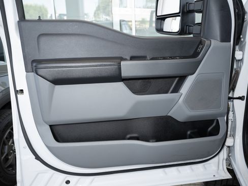 Used 2024 Ford F250 XLT image 24