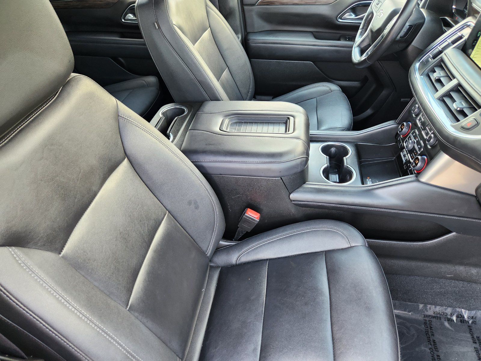 Used 2022 Chevrolet Tahoe Z71 w/ Luxury Package AWD/4WD image 23