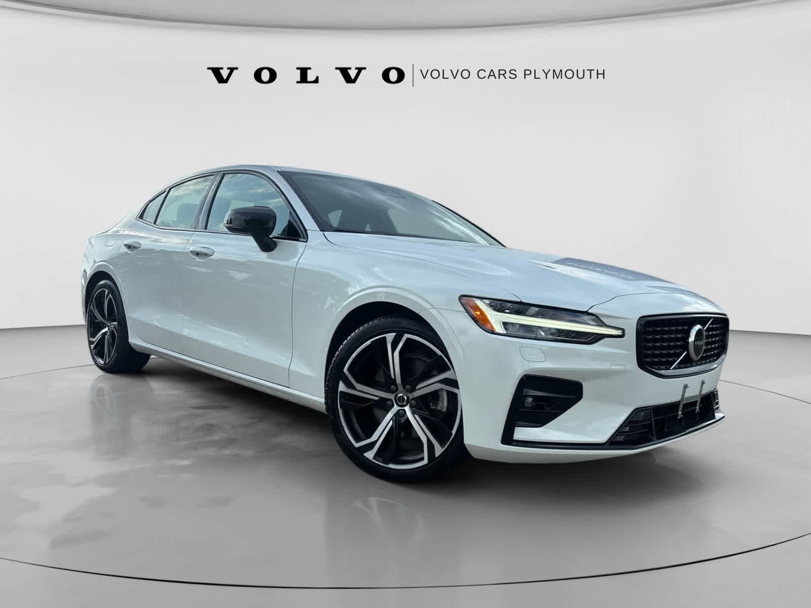 Used 2024 Volvo S60 B5 Core w/ Climate Package AWD/4WD image 2