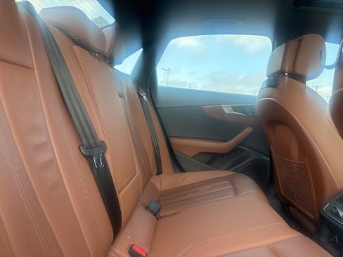 Used 2020 Audi A4 2.0T Premium w/ Convenience Package image 31