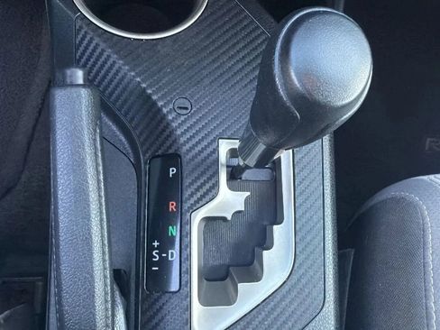 Used 2013 Toyota RAV4 XLE image 21