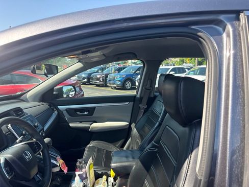 Used 2017 Honda CR-V LX image 10