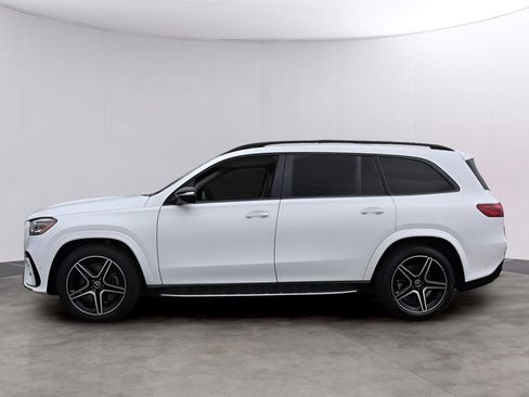 New 2026 Mercedes-Benz GLS 450 4MATIC image 4