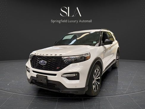 Used 2020 Ford Explorer ST image 4