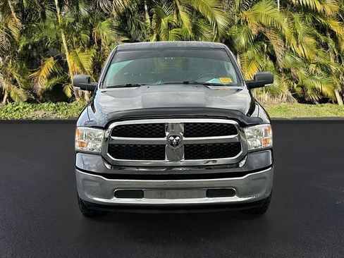 Used 2019 RAM 1500 Classic SLT w/ Luxury Group image 2
