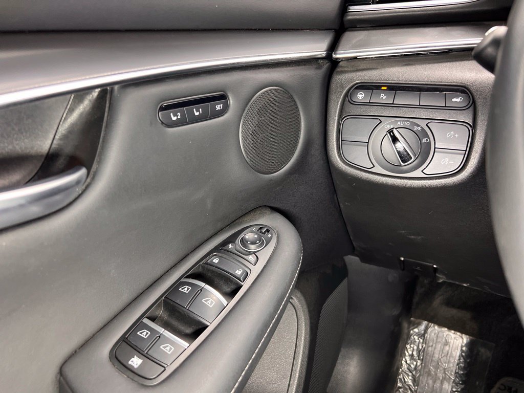 Used 2024 INFINITI QX50 Luxe AWD/4WD image 26