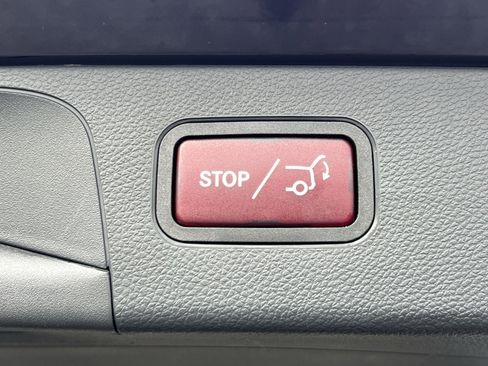 Certified 2019 Mercedes-Benz GLC 300 GLC 300 image 25