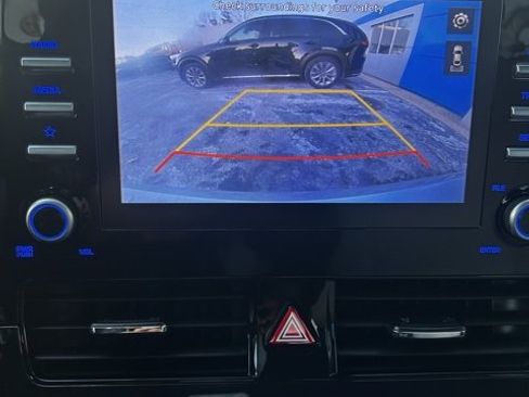 Used 2022 Hyundai Ioniq SE image 30