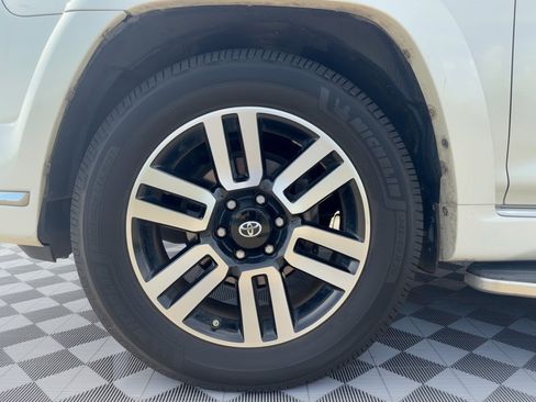 Used 2017 Toyota 4Runner Limited RWD image 13