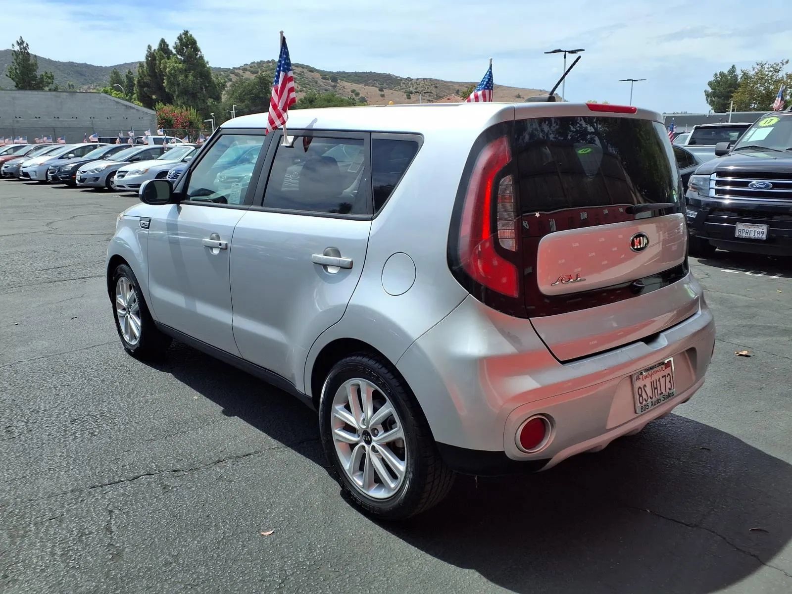 Used 2019 Kia Soul + FWD image 9