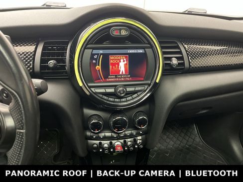 Used 2020 MINI Cooper S image 14