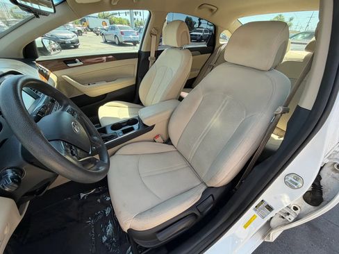 Used 2016 Hyundai Sonata SE FWD image 9