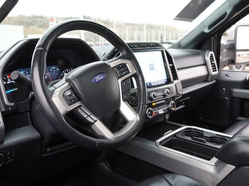 Used 2022 Ford F350 Platinum image 43