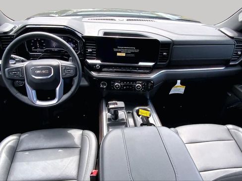 Used 2024 GMC Sierra 1500 SLT AWD/4WD image 15