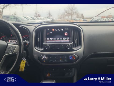 Used 2016 GMC Canyon SLT w/ LPO, Gearon Bar Package image 12