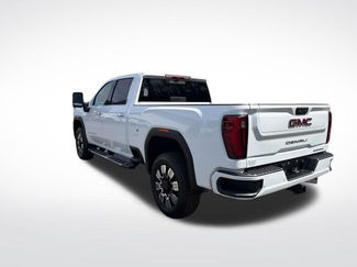 New 2026 GMC Sierra 2500 Denali w/ Denali Reserve Package AWD/4WD video 3