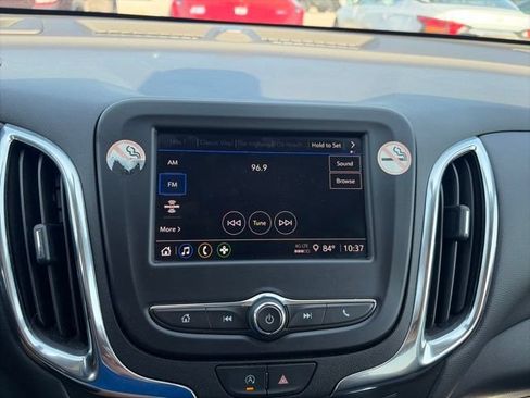 Used 2024 Chevrolet Equinox LT FWD image 22