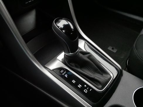 Used 2013 Hyundai Elantra GT image 24