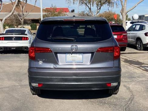 Used 2018 Honda Pilot EX image 5