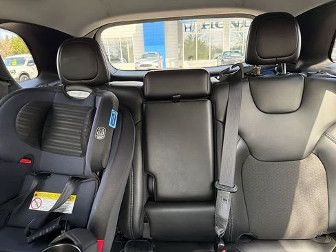 Used 2020 Jeep Cherokee Latitude Plus w/ Cold Weather Group image 22