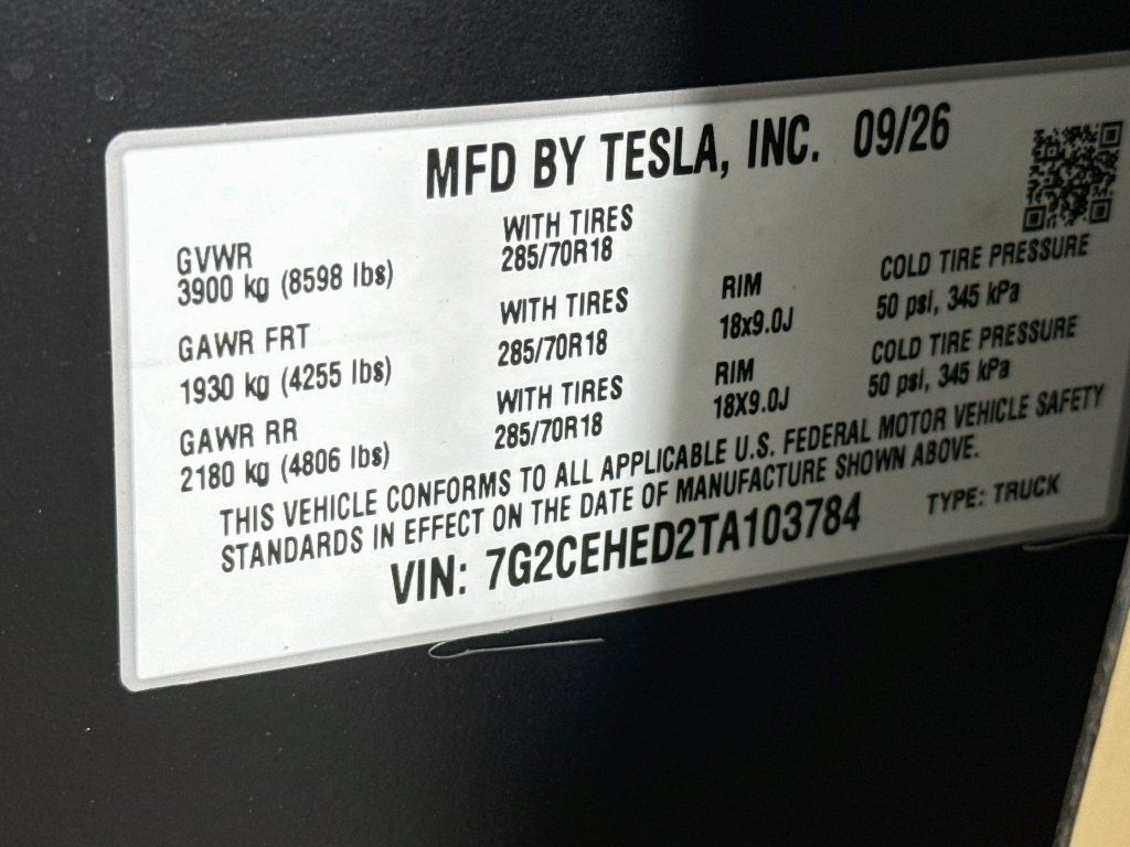 Used 2026 Tesla Cybertruck AWD Crew Cab image 30