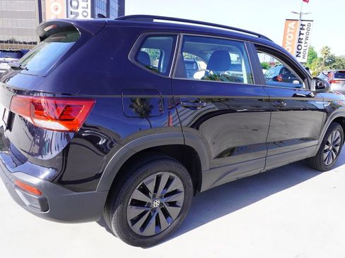 Used 2023 Volkswagen Taos S image 7