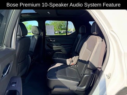 Certified 2022 Chevrolet Traverse Premier w/ Redline Edition AWD/4WD image 9