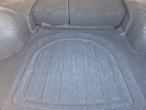 Certified 2025 Hyundai Elantra Limited image 34