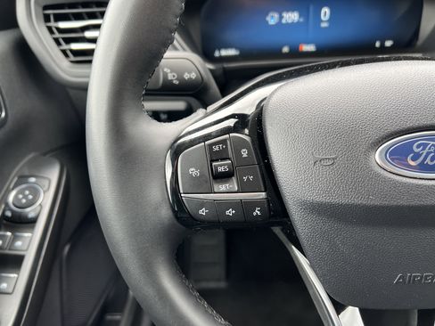 Used 2024 Ford Escape Platinum AWD/4WD image 24