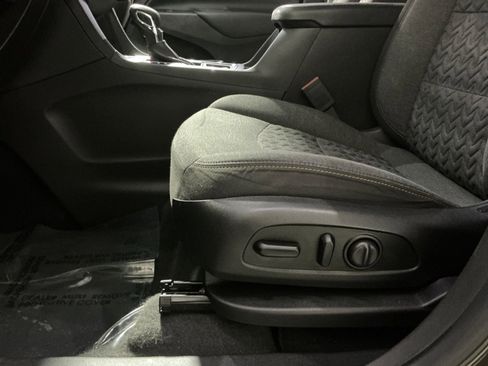 Used 2024 Chevrolet Equinox LT image 22