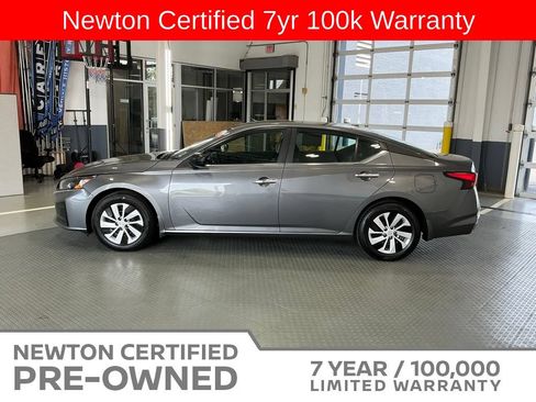 Used 2025 Nissan Altima 2.5 S FWD image 20
