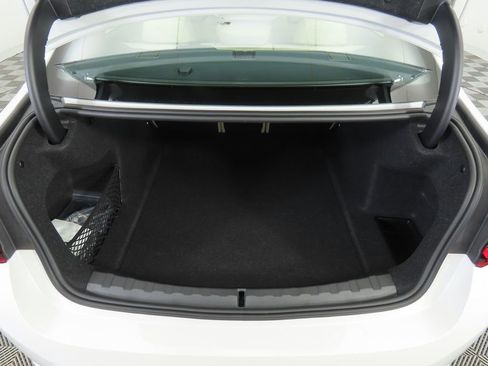 Used 2025 BMW 330i Sedan w/ Convenience Package image 29