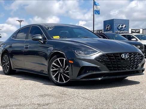 Used 2021 Hyundai Sonata Limited FWD image 1
