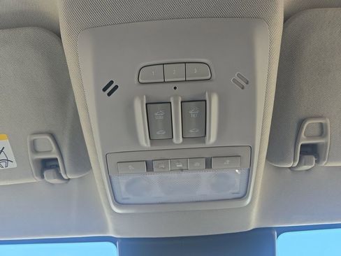 Used 2020 Buick Encore Essence w/ Safety Package II image 27