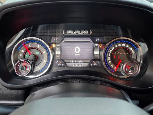 Used 2022 RAM 2500 Big Horn w/ Level C Equiment Group image 22