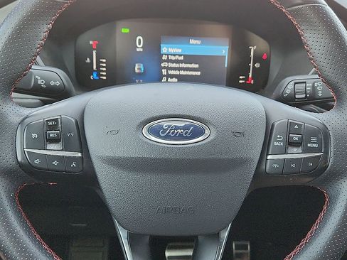 Used 2024 Ford Escape ST-Line w/ Equipment Group 301A FWD image 11