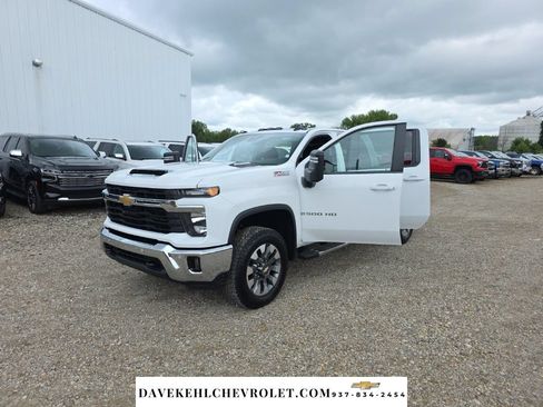 Used 2025 Chevrolet Silverado 2500 LT w/ All Star Edition AWD/4WD image 26