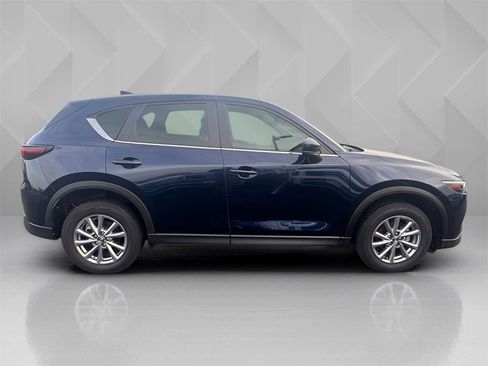 Used 2023 MAZDA CX-5 AWD 2.5 S w/ Preferred Package image 4