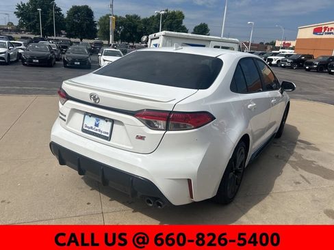 Used 2024 Toyota Corolla SE FWD image 5