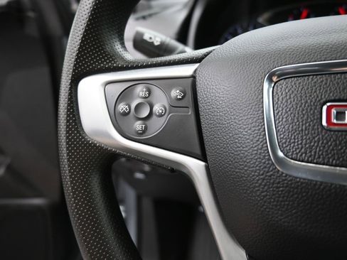 Used 2024 GMC Terrain SLE image 6