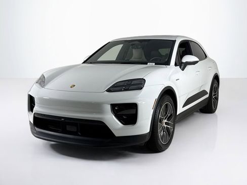 Used 2025 Porsche Macan Electric RWD image 1