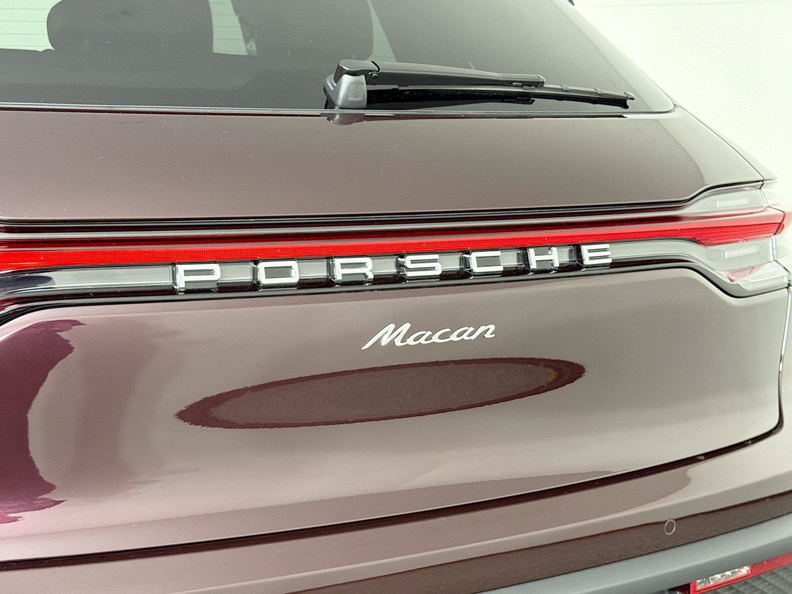 Used 2026 Porsche Macan Turbo AWD/4WD image 17