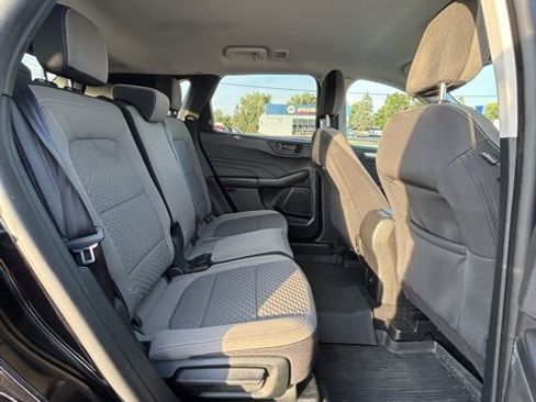 Used 2022 Ford Escape SE image 15