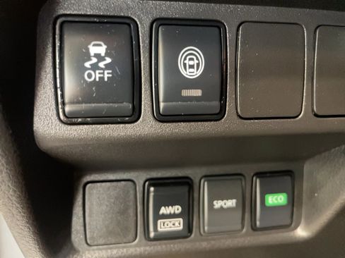 Used 2022 Nissan Rogue Sport S image 7