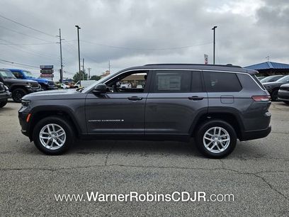 New 2025 Jeep Grand Cherokee L Laredo w/ Luxury Tech Group I